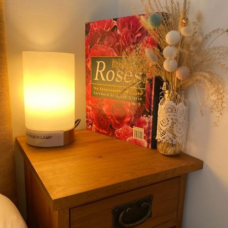 Wee Blue Bnb- Central Cosy Villa Timaru Bagian luar foto