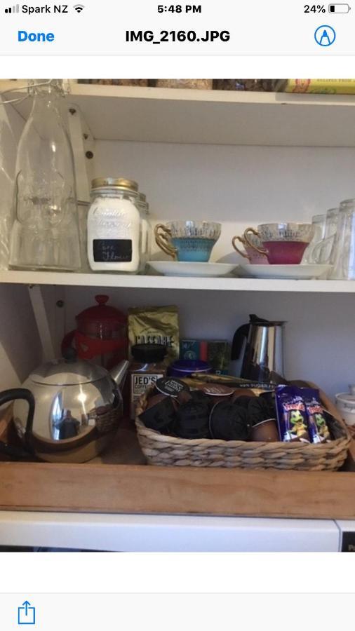 Wee Blue Bnb- Central Cosy Villa Timaru Bagian luar foto