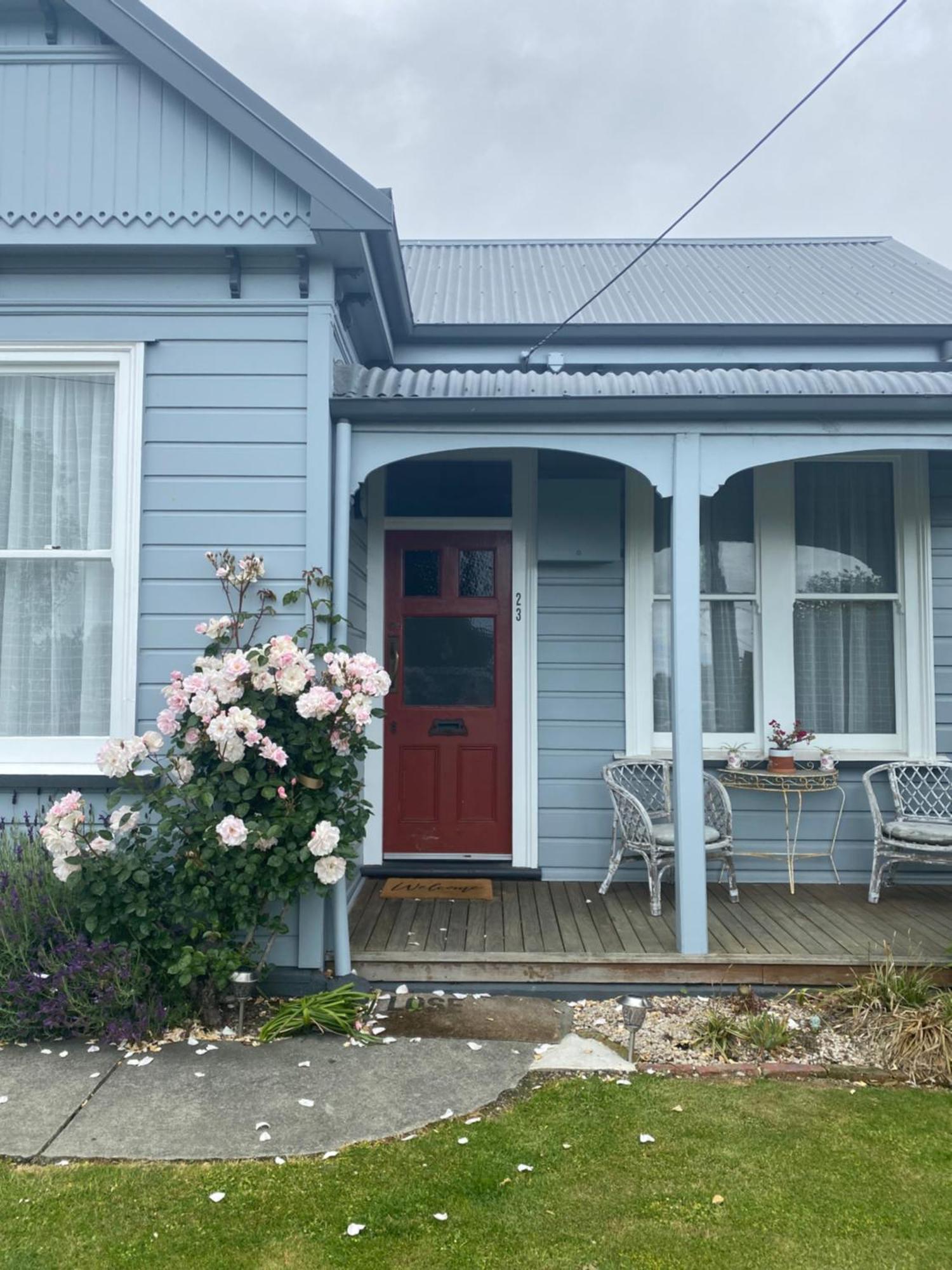 Wee Blue Bnb- Central Cosy Villa Timaru Bagian luar foto
